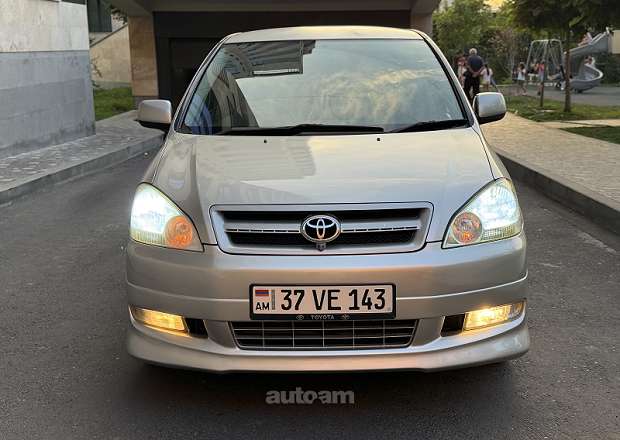 Toyota Ipsum 2002 — լուսանկար 5