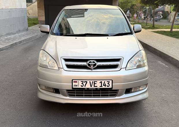 Toyota Ipsum 2002 — լուսանկար 7