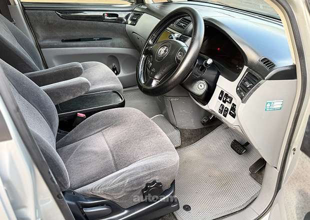 Toyota Ipsum 2002 — լուսանկար 10