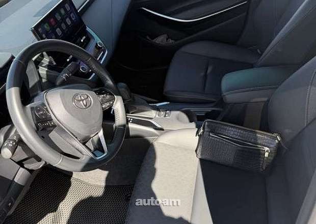 Toyota Corolla 2025 — լուսանկար 14