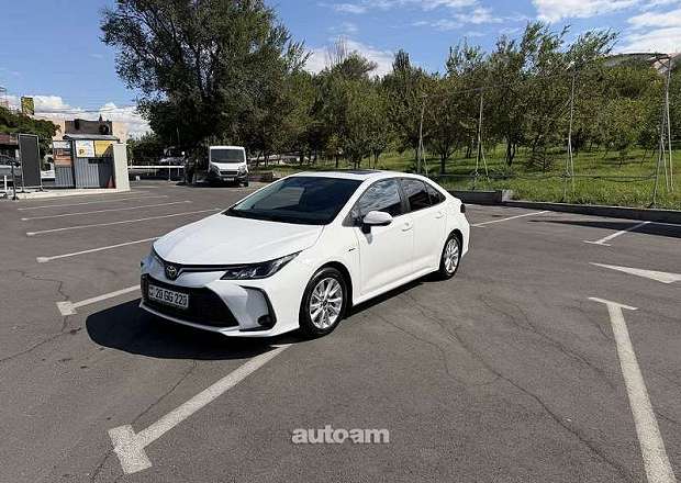Toyota Corolla 2025 — լուսանկար 1