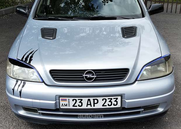 Opel Astra 1999 — լուսանկար 1