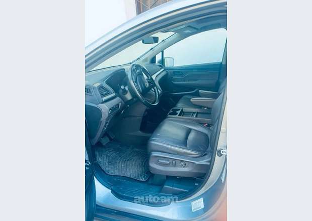 Honda Odyssey 2019 — լուսանկար 3