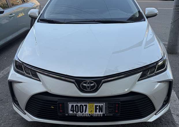 Toyota Corolla 2021 — լուսանկար 1