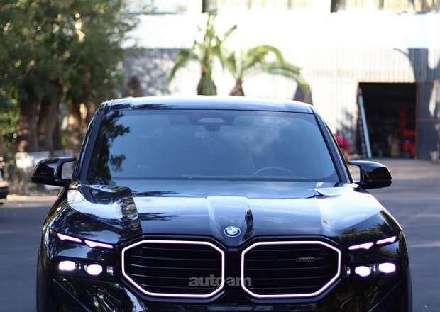 BMW XM 2023 — photo 2