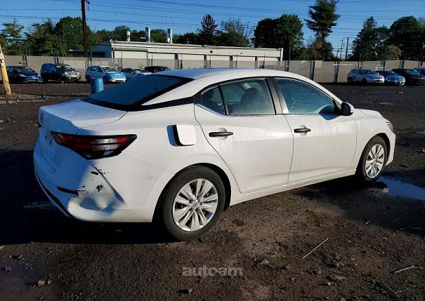 Nissan Sentra