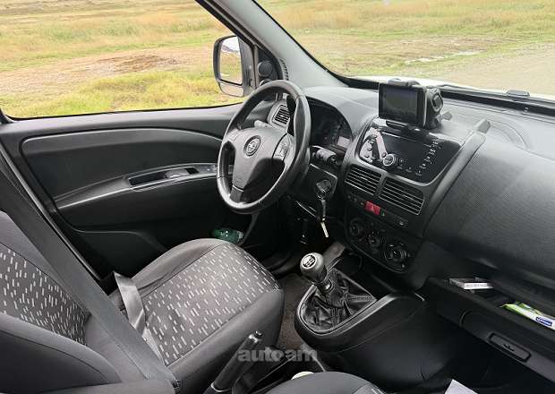 Opel Combo 2012 — լուսանկար 4