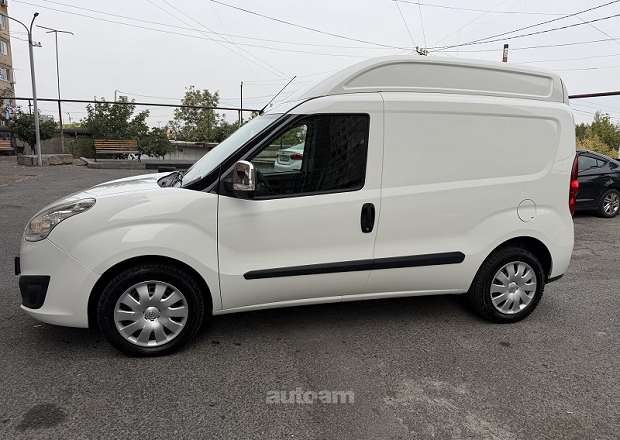 Opel Combo 2012 — լուսանկար 7