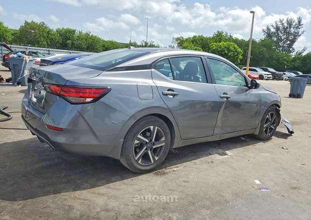Nissan Sentra