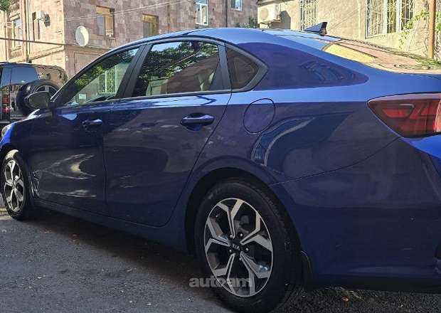 Kia Forte 2020 — photo 4