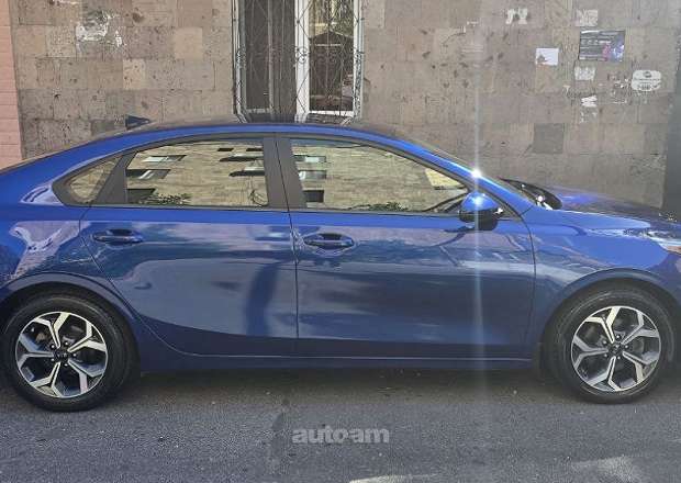Kia Forte 2020 — photo 3