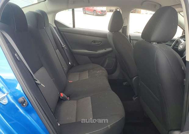 Nissan Sentra