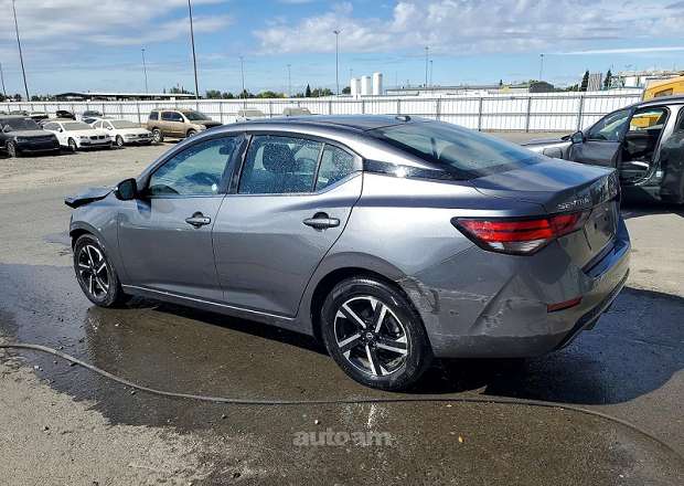 Nissan Sentra
