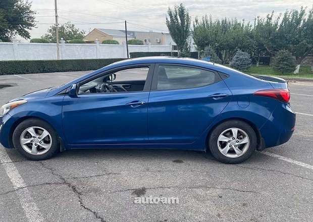 Hyundai Elantra 2013 — լուսանկար 4