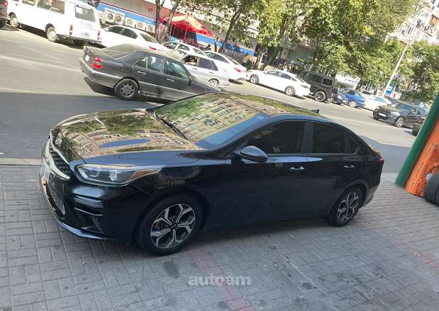 Kia Forte 2019 — photo 2
