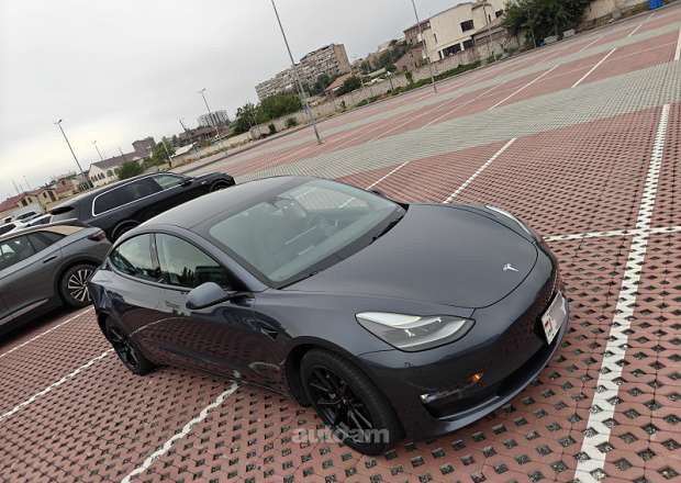 Tesla Model 3 2022 — լուսանկար 1