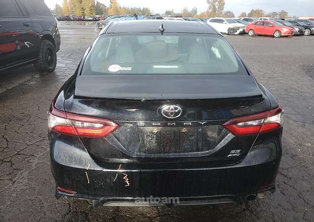 Toyota Camry 2021 — լուսանկար 6
