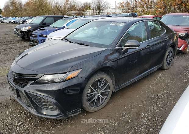 Toyota Camry 2021 — լուսանկար 1