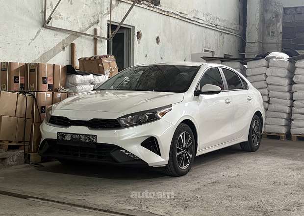 Kia Forte 2023 — photo 6