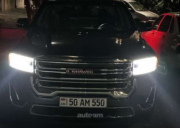 GMC Acadia 2020 — լուսանկար 9
