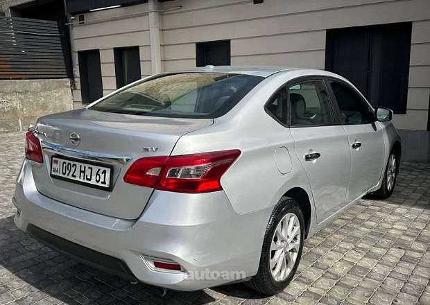 Nissan Sentra 2018 — photo 4