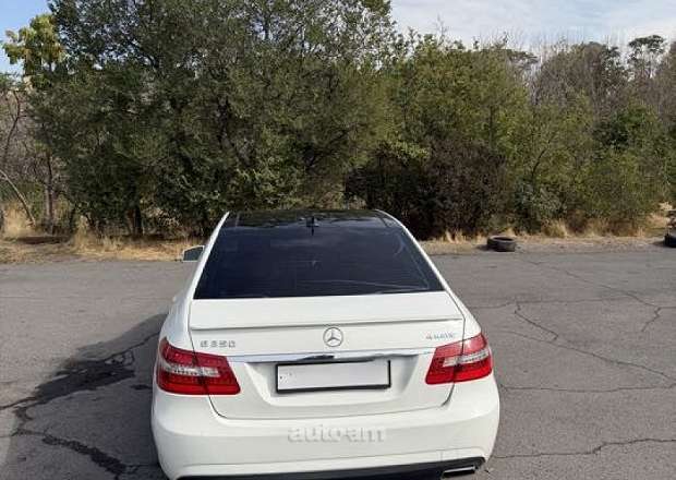 Mercedes-Benz E 350 2011 — լուսանկար 3