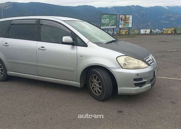 Toyota Ipsum 2003 — photo 2