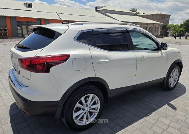 Nissan Rogue 2017 — լուսանկար 2