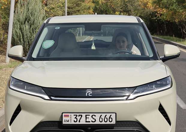 BYD Yuan Up 2024 — լուսանկար 1