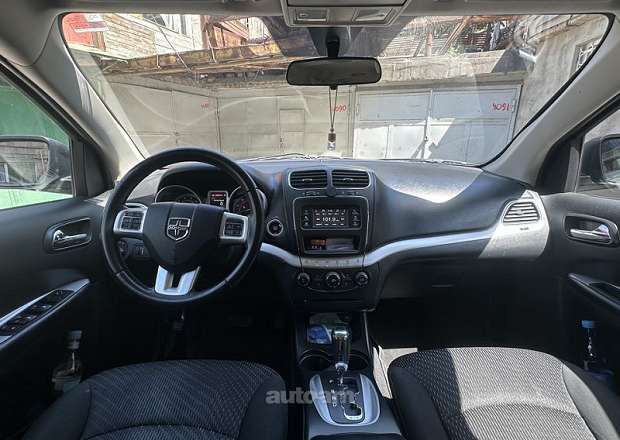 Dodge Journey 2018 — լուսանկար 8