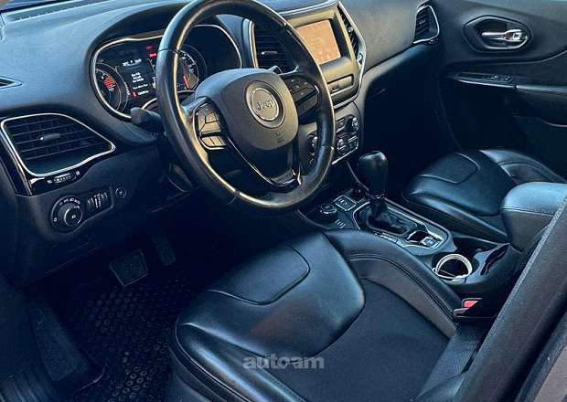Jeep Cherokee 2018 — լուսանկար 5