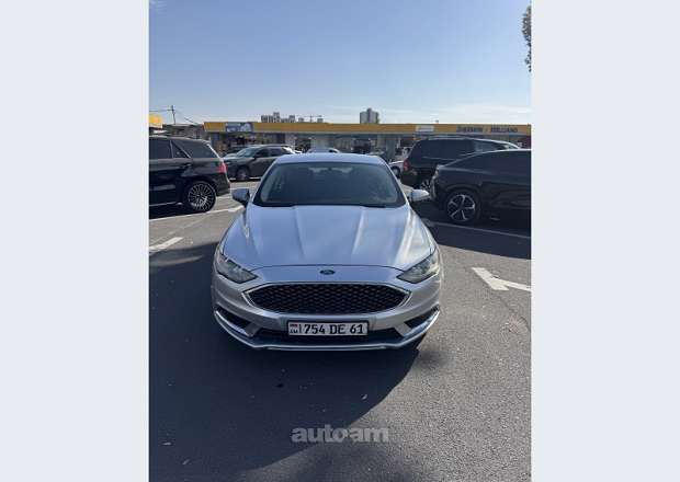 Ford Fusion 2017 — լուսանկար 1