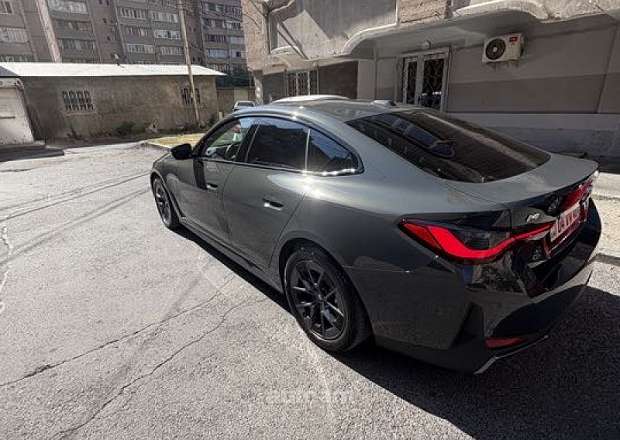 BMW i4 2023 — լուսանկար 10