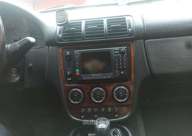 Mercedes-Benz ML 320