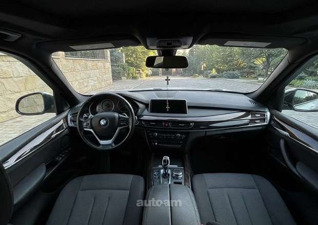 BMW X5 2018 — photo 3