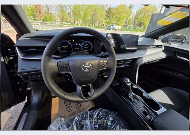 Toyota Camry 2026 — լուսանկար 12