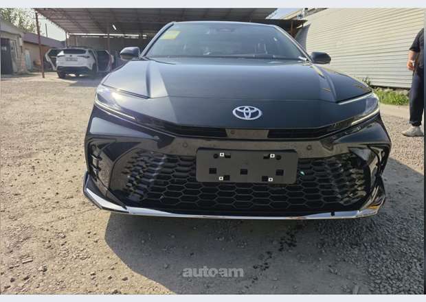 Toyota Camry 2026 — լուսանկար 2