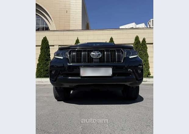 Toyota Land Cruiser Prado 2022 — լուսանկար 1