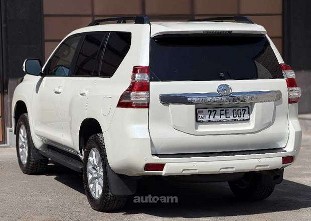 Toyota Land Cruiser Prado