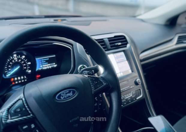Ford Fusion 2019 — լուսանկար 9