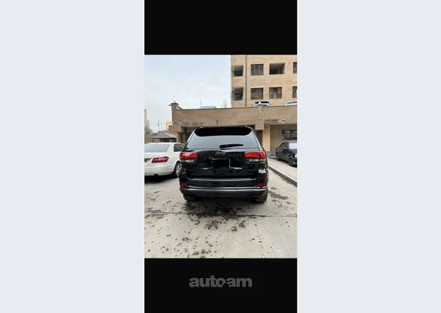 Jeep Grand Cherokee 2019 — photo 2