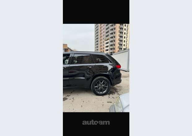 Jeep Grand Cherokee 2019 — photo 3