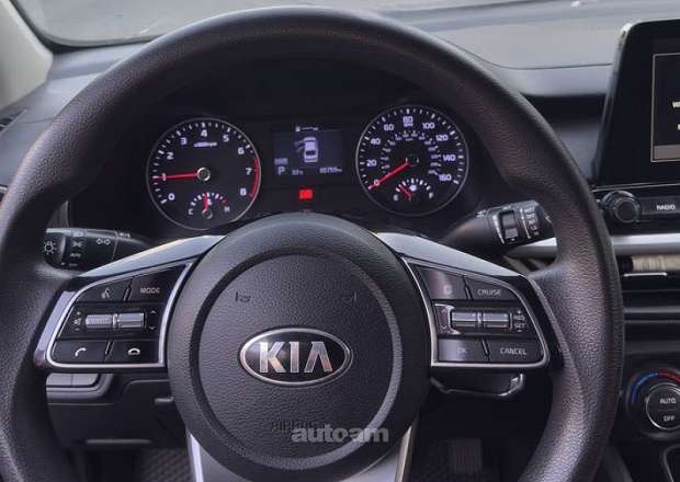 Kia Forte 2018 — photo 5