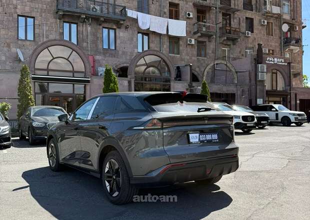 Changan Deepal S07 2025 — լուսանկար 2
