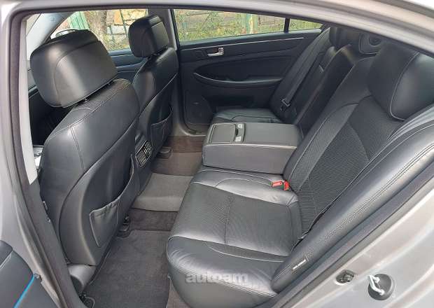 Hyundai Genesis 2012 — photo 6