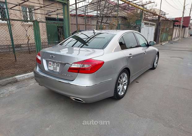 Hyundai Genesis 2012 — photo 4