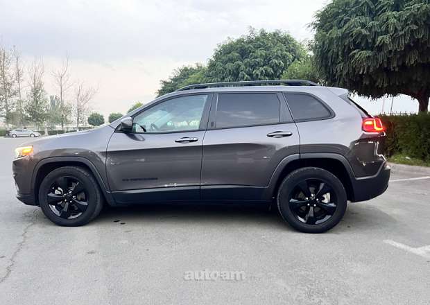Jeep Cherokee 2020 — լուսանկար 4