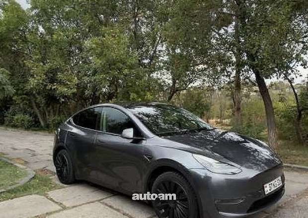 Tesla Model Y 2021 — photo 4