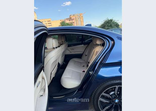 BMW M5 2012 — լուսանկար 9
