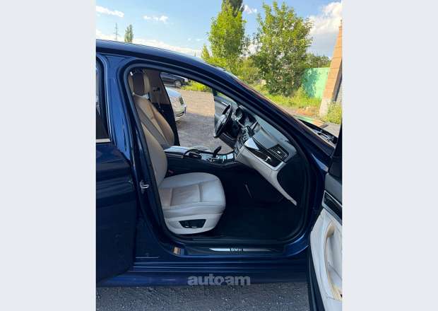 BMW M5 2012 — լուսանկար 8